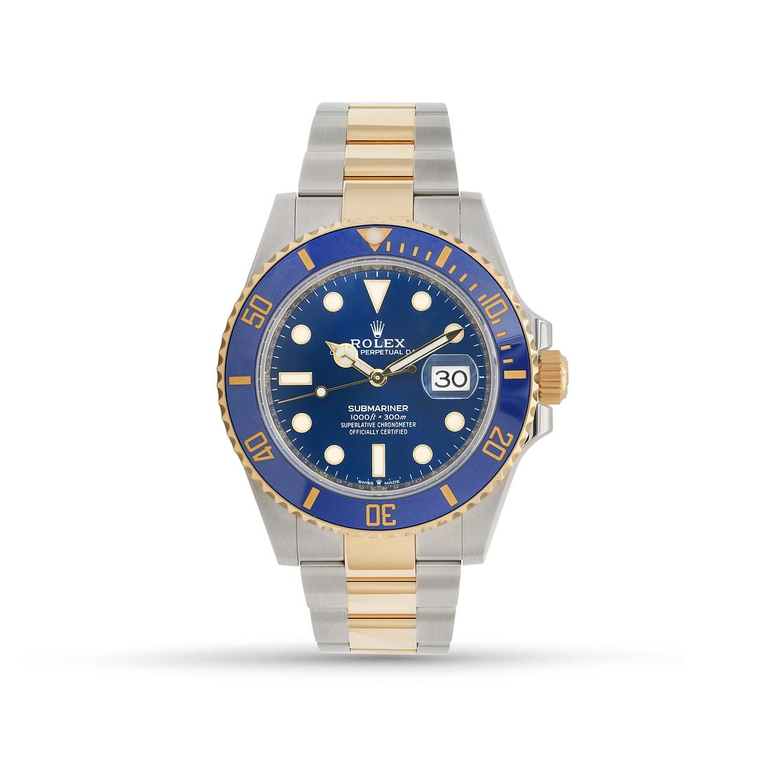 Stacked from 22 images. Method=B (R=8,S=4) Rolex Submariner 126613LB "Bluesy" - Image 1
