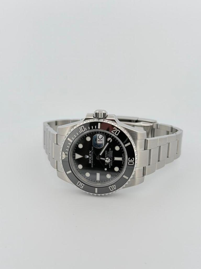 Rolex Submariner Date 116610 40mm Stainless Steel Black Dial Ceramic Bezel