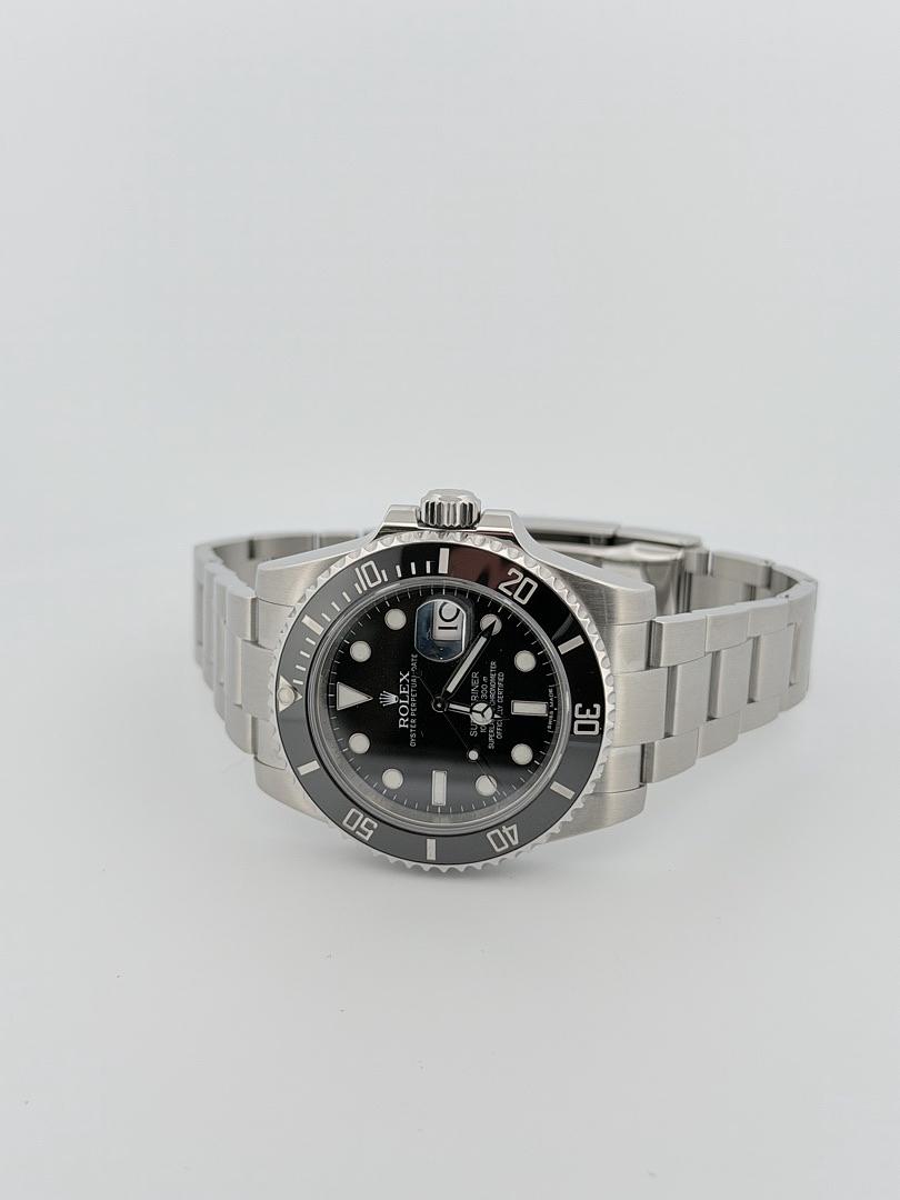 Rolex Submariner Date 116610 40mm Stainless Steel Black Dial Ceramic Bezel