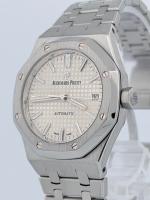 Audemars Piguet Royal Oak 15450ST.OO.1256ST.01 Silver Dial 37mm 2017 Automatic Stainless Steel Papers - Image 3